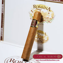 Cargar imagen en el visor de la galería, FAMOSOS CAJA CON 25 UNIDADES - Puros Cubanos Originales | La Casa del Habano HMO