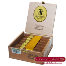 Cargar imagen en el visor de la galería, MEDIA LUNA CAJA CON 12 UNIDADES - Puros Cubanos Originales | La Casa del Habano HMO