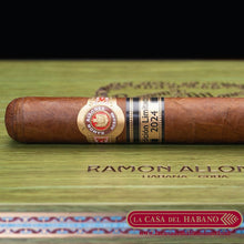 Cargar imagen en el visor de la galería, ABSOLUTOS "EDICION LIMITADA 2024" CAJA CON 20 UNIDADES - Puros Cubanos Originales | La Casa del Habano México
