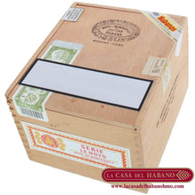 Cargar imagen en el visor de la galería, LE HOYO DE SAN JUAN CAJA CON 25 UNIDADES - Puros Cubanos Originales | La Casa del Habano México
