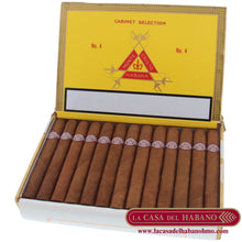 Cargar imagen en el visor de la galería, MONTECRISTO No. 4 CAJA CON 25 UNIDADES - Puros Cubanos Originales | La Casa del Habano México
